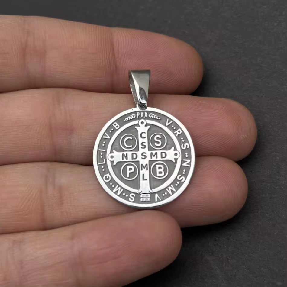 Medalla de San Benito de Acero Inoxidable – Protección Espiritual y Bendición